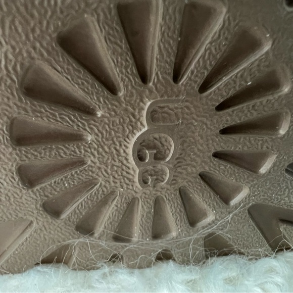 UGG Classic Mini Speckles boots with a cow hair upper in a leopard print. - Picture 11 of 13